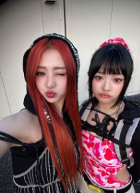 Yunjin x Hanni